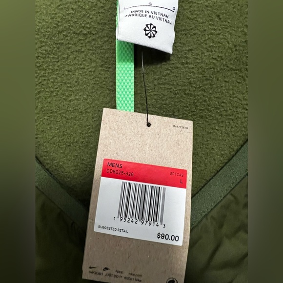 NIKE SHERPA FLEECE VEST
ROUGH GREEN & ORANGE
$85 Nike DD5025-326 - Picture 4 of 5